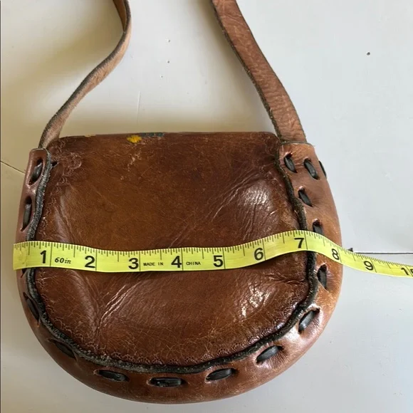 🍀Handmade Elegant Leather Brown Crossbody Bag with Floral Accents - Picture 4 of 6